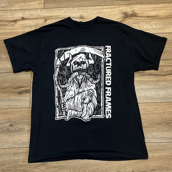 Fractured Frames Band Graphic Shirt Adult SZ MEDIUM Black FF Rock Metal Concert - Picture 1 of 7